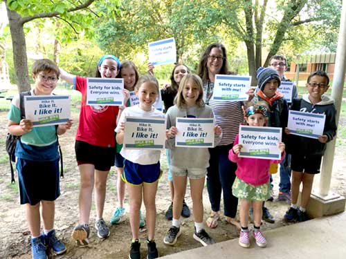 Signs and Banners : Walk & Bike to School
